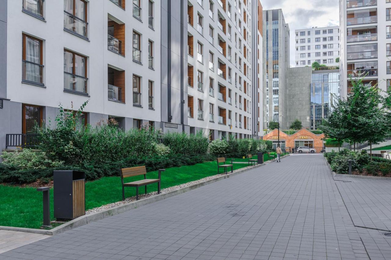 Modern Apartments With Access To The Pool Near Rondo Daszynskiego Station Warsaw Ngoại thất bức ảnh
