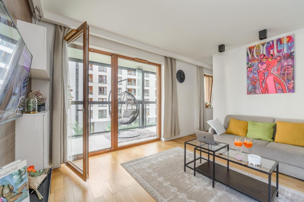 Modern Apartments With Access To The Pool Near Rondo Daszynskiego Station Warsaw Ngoại thất bức ảnh
