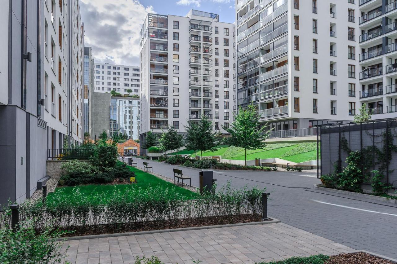 Modern Apartments With Access To The Pool Near Rondo Daszynskiego Station Warsaw Ngoại thất bức ảnh